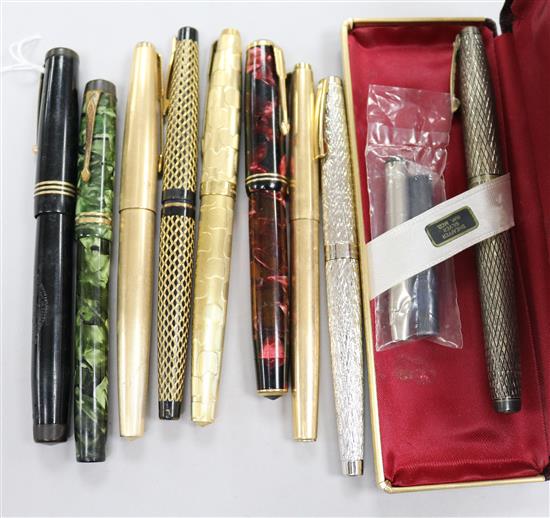 Nine Parker, Sheaffer etc fountain pens